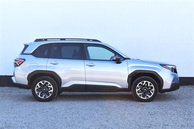 2025 Subaru Forester Premium Sport Utility  AWD 4dr Crossover! EyeSight Safety Tech! Adaptive Cruise Control! Apple CarPlay & Android Auto! Heated Seats! Backup Camera! Great MPG! - Photo 5 - Portland, OR 97266