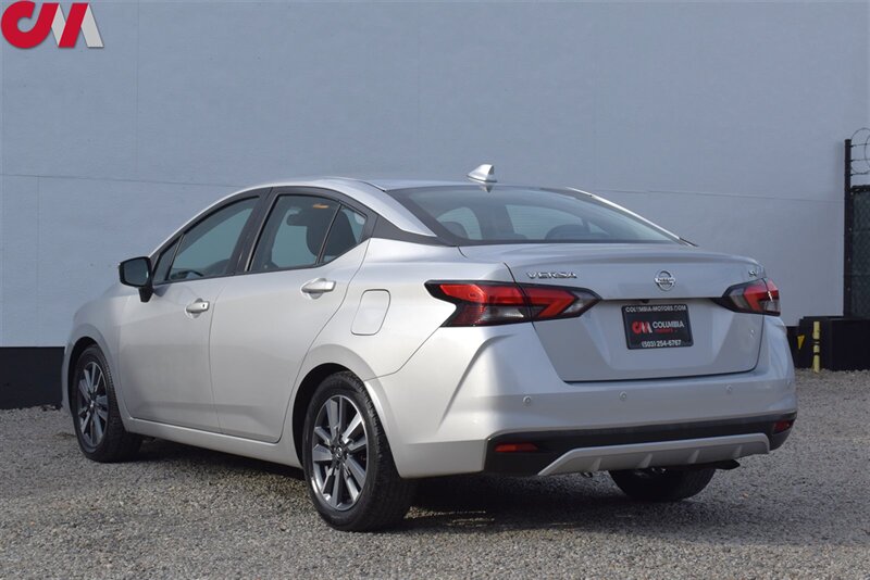 2020 Nissan Versa SV  4dr Sedan! Back-Up Camera! Blind Sot Monitor! Collision Mitigation! Park Assist! Bluetooth! Apple CarPlay! Android Auto! 32MPG City! 4MPG Hwy!