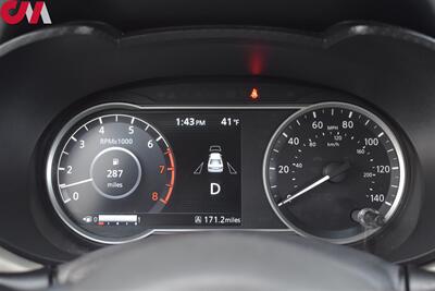 2020 Nissan Versa SV  4dr Sedan! Back-Up Camera! Blind Sot Monitor! Collision Mitigation! Park Assist! Bluetooth! Apple CarPlay! Android Auto! 32MPG City! 4MPG Hwy! - Photo 14 - Portland, OR 97266