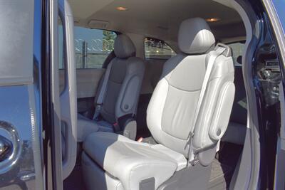 2024 Toyota Sienna Limited  AWD 4dr 7-Passenger Van!**APPOINTMENT ONLY**Adaptive Cruise Control! Lane Departure Alert! Pre-Collision System! Blind Spot Monitor! Rear Cross Traffic Alert! - Photo 30 - Portland, OR 97266