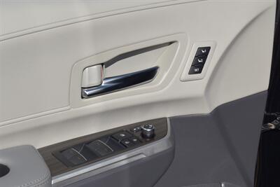 2024 Toyota Sienna Limited  AWD 4dr 7-Passenger Van!**APPOINTMENT ONLY**Adaptive Cruise Control! Lane Departure Alert! Pre-Collision System! Blind Spot Monitor! Rear Cross Traffic Alert! - Photo 17 - Portland, OR 97266