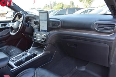 2020 Ford Explorer Platinum  AWD 4dr SUV**BY APPOINTMENT ONLY**3rd Row Seats! Aerial View Camera System! Blind Spot Monitor! Evasion Assist! 7-Selectable Drive Modes! Heated & Ventilated Leather Seats! Pano-Sunroof! Tow-Pkg! - Photo 12 - Portland, OR 97266