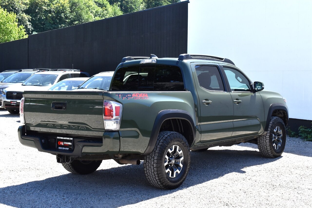 2022 Toyota Tacoma TRD Off-Road 4X4 4dr Double Cab 5.0 ft. SB! Back Up Cam! Pedestrian Detection! Dynamic Radar Cruise Control! Lane Assist! Blind Spot Monitor! Navi! Apple CarPlay! Android Auto! Heated Seats! Sunroof! Tow Pkg! - Photo 5 - Portland, OR 97266