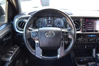 2022 Toyota Tacoma TRD Off-Road 4X4 4dr Double Cab 5.0 ft. SB! Back Up Cam! Pedestrian Detection! Dynamic Radar Cruise Control! Lane Assist! Blind Spot Monitor! Navi! Apple CarPlay! Android Auto! Heated Seats! Sunroof! Tow Pkg! - Photo 15 - Portland, OR 97266