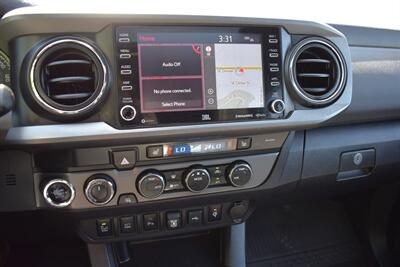 2022 Toyota Tacoma TRD Off-Road 4X4 4dr Double Cab 5.0 ft. SB! Back Up Cam! Pedestrian Detection! Dynamic Radar Cruise Control! Lane Assist! Blind Spot Monitor! Navi! Apple CarPlay! Android Auto! Heated Seats! Sunroof! Tow Pkg! - Photo 20 - Portland, OR 97266