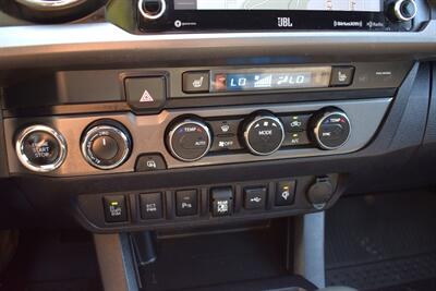 2022 Toyota Tacoma TRD Off-Road 4X4 4dr Double Cab 5.0 ft. SB! Back Up Cam! Pedestrian Detection! Dynamic Radar Cruise Control! Lane Assist! Blind Spot Monitor! Navi! Apple CarPlay! Android Auto! Heated Seats! Sunroof! Tow Pkg! - Photo 24 - Portland, OR 97266