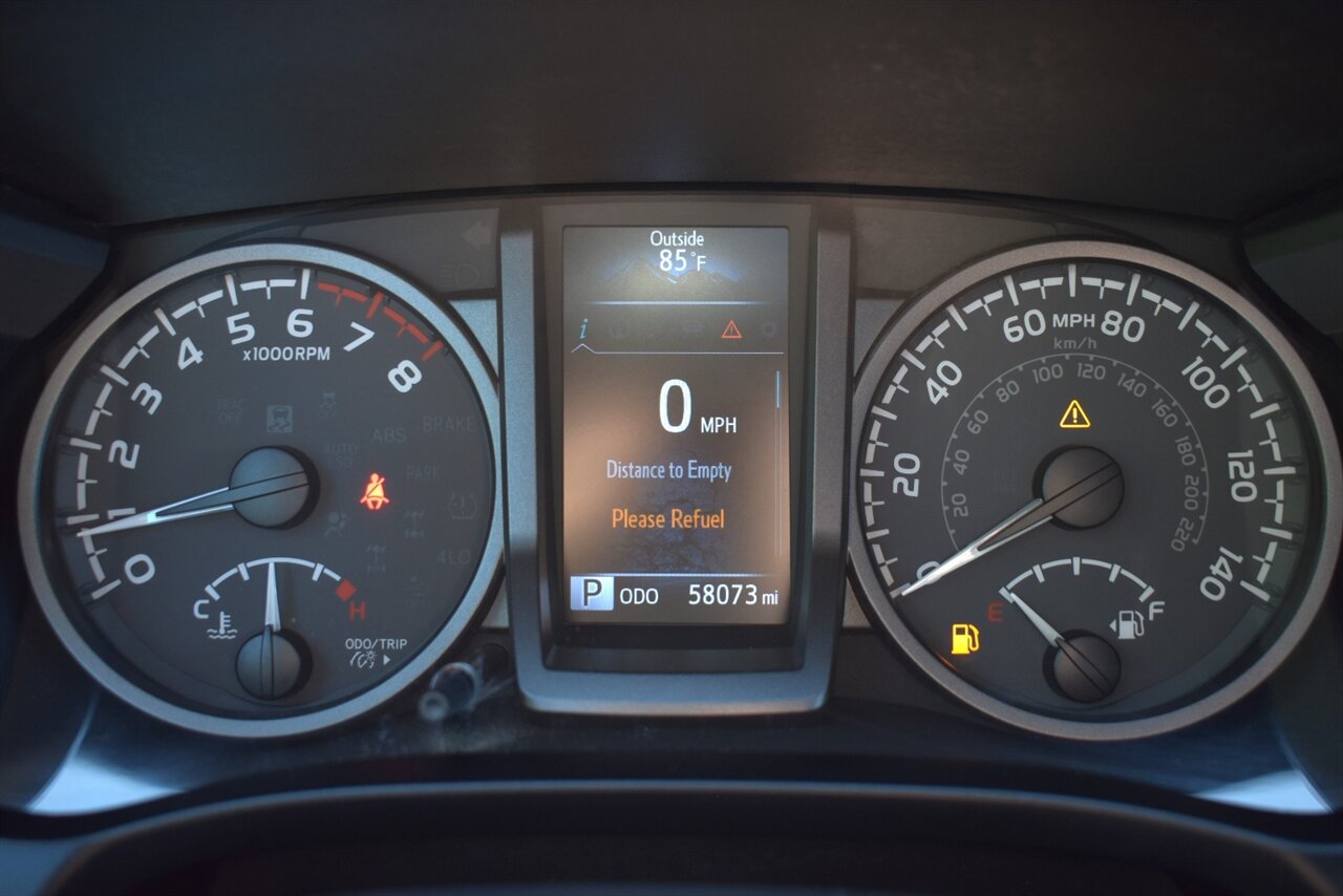 2022 Toyota Tacoma TRD Off-Road 4X4 4dr Double Cab 5.0 ft. SB! Back Up Cam! Pedestrian Detection! Dynamic Radar Cruise Control! Lane Assist! Blind Spot Monitor! Navi! Apple CarPlay! Android Auto! Heated Seats! Sunroof! Tow Pkg! - Photo 18 - Portland, OR 97266