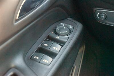 2020 Chevrolet Equinox LT 4x4 4dr SUV w/2LT! Drive Mode Select! Apple CarPlay & Android Auto! Backup Camera! Lane Keep Assist! Bluetooth! Heated Seats! - Photo 16 - Portland, OR 97266