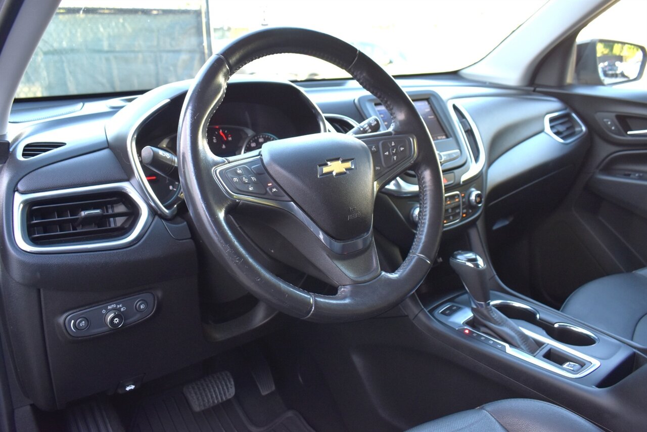 2020 Chevrolet Equinox LT 4x4 4dr SUV w/2LT! Drive Mode Select! Apple CarPlay & Android Auto! Backup Camera! Lane Keep Assist! Bluetooth! Heated Seats! - Photo 3 - Portland, OR 97266