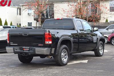2011 GMC Sierra 1500 SL  4x4 4dr Extended Cab 6.5 ft. SB! Front Bench Seat! Cruise Control! 4H & 4L! CD/Aux! Traction Control! All Weather Floor Mats! DuraLiner Bedliner! - Photo 5 - Portland, OR 97266