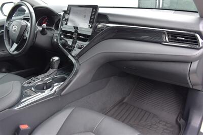 2022 Toyota Camry XSE  4dr Sedan**BY APPOINTMENT ONLY**Toyota Safety Sense 2.5+! Blind Spot Monitor! Lane Assist! Pre-Collision Detection! Back Up Camera! Eco & Sport Modes! Bluetooth! Heated Leather Seats! - Photo 11 - Portland, OR 97266