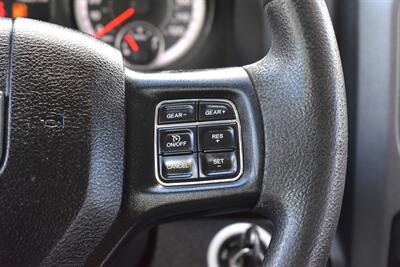 2019 RAM 1500 Classic Tradesman 4X4 4dr Crew Cab 5.5 ft. SB Pickup! Back Up Cam! 2WD/4WD Lock/4WD Low Modes! Tow Pkg! Custom GNG Heavy-Duty Steel Bumpers w/Integrated LED Light Bar & Aux LED Lighting! Recovery Shackles! - Photo 16 - Portland, OR 97266
