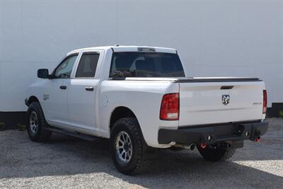 2019 RAM 1500 Classic Tradesman 4X4 4dr Crew Cab 5.5 ft. SB Pickup! Back Up Cam! 2WD/4WD Lock/4WD Low Modes! Tow Pkg! Custom GNG Heavy-Duty Steel Bumpers w/Integrated LED Light Bar & Aux LED Lighting! Recovery Shackles! - Photo 2 - Portland, OR 97266