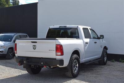 2019 RAM 1500 Classic Tradesman 4X4 4dr Crew Cab 5.5 ft. SB Pickup! Back Up Cam! 2WD/4WD Lock/4WD Low Modes! Tow Pkg! Custom GNG Heavy-Duty Steel Bumpers w/Integrated LED Light Bar & Aux LED Lighting! Recovery Shackles! - Photo 5 - Portland, OR 97266