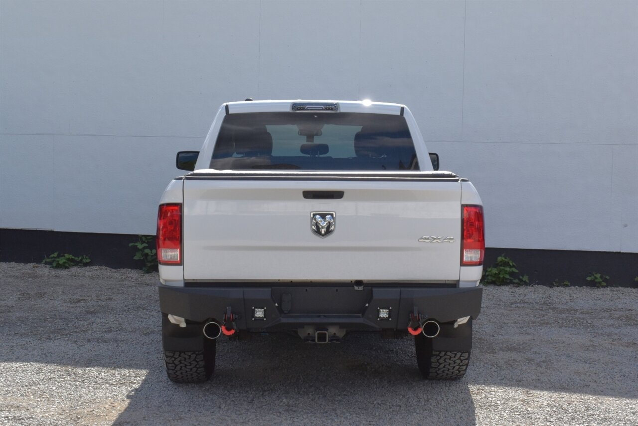 2019 RAM 1500 Classic Tradesman 4X4 4dr Crew Cab 5.5 ft. SB Pickup! Back Up Cam! 2WD/4WD Lock/4WD Low Modes! Tow Pkg! Custom GNG Heavy-Duty Steel Bumpers w/Integrated LED Light Bar & Aux LED Lighting! Recovery Shackles! - Photo 4 - Portland, OR 97266