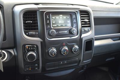 2019 RAM 1500 Classic Tradesman 4X4 4dr Crew Cab 5.5 ft. SB Pickup! Back Up Cam! 2WD/4WD Lock/4WD Low Modes! Tow Pkg! Custom GNG Heavy-Duty Steel Bumpers w/Integrated LED Light Bar & Aux LED Lighting! Recovery Shackles! - Photo 21 - Portland, OR 97266