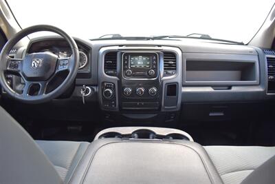 2019 RAM 1500 Classic Tradesman 4X4 4dr Crew Cab 5.5 ft. SB Pickup! Back Up Cam! 2WD/4WD Lock/4WD Low Modes! Tow Pkg! Custom GNG Heavy-Duty Steel Bumpers w/Integrated LED Light Bar & Aux LED Lighting! Recovery Shackles! - Photo 13 - Portland, OR 97266