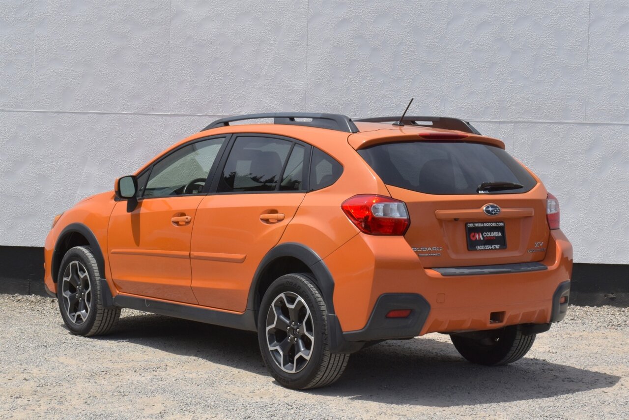 2013 Subaru XV Crosstrek 2.0i Limited AWD 4dr Crossover! Back Up Camera! CD/AUX/USB/Bluetooth Connectivity! Heated Leather Seats! Cargo Trunk Cover! Traction Control! Roof-Rails! - Photo 2 - Portland, OR 97266
