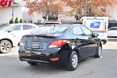 2016 Hyundai ACCENT SE  4dr Sedan 6M! USB Auxiliary Input Jacks! Electronic Stability Control! Remote Keyless Entry! Hill Start Assist! - Photo 5 - Portland, OR 97266