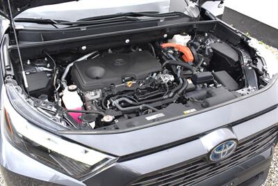 2023 Toyota RAV4 Hybrid Limited  AWD 4dr SUV! Toyota Safety Sense™ 2.5! 360° Camera System! Blind Spot Monitor! Heated & Ventilated Seats! EV/Eco/Trail Drive Modes! Pano-Sunroof! - Photo 34 - Portland, OR 97266