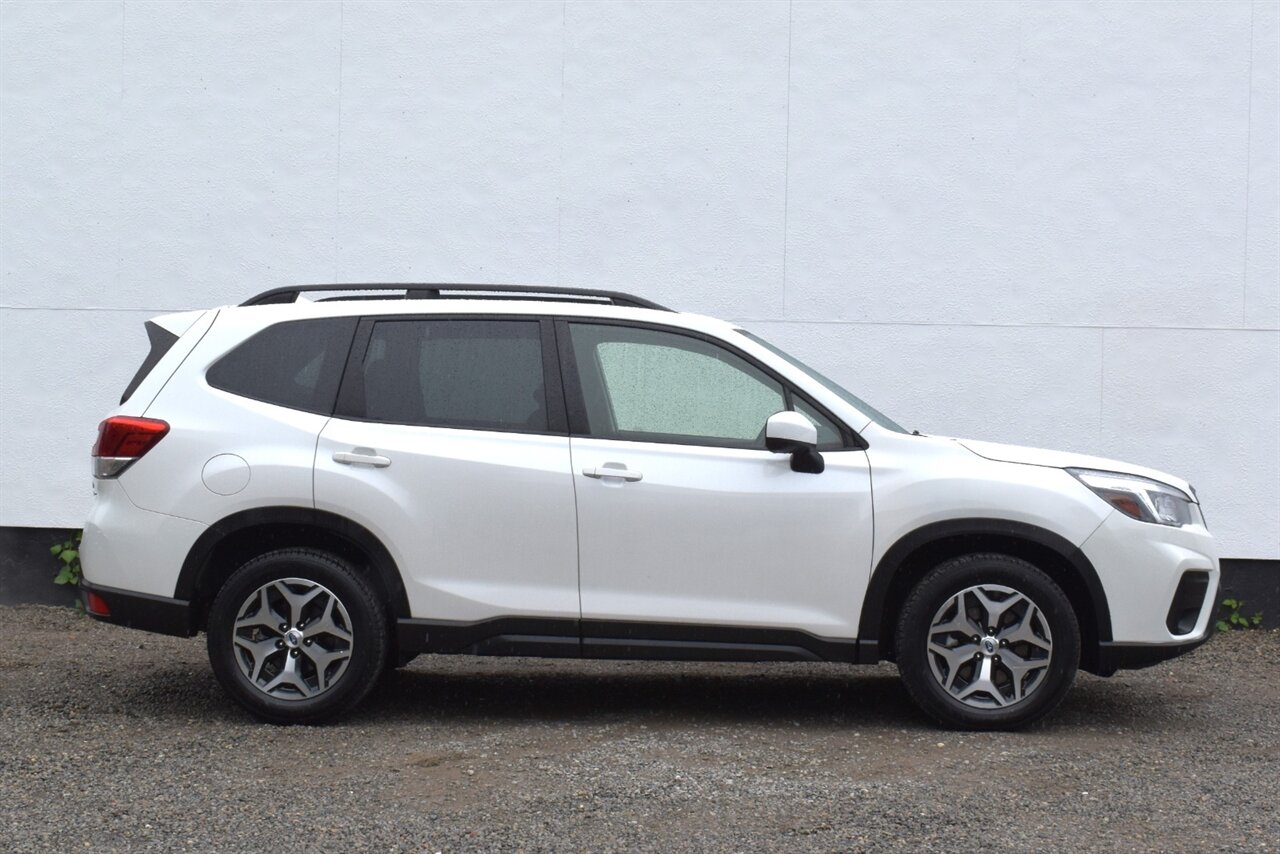 2020 Subaru Forester Premium AWD 4dr Crossover! X-Mode! SI-Drive! EyeSight Assist Tech! Lane Assist! Back Up Camera! Blind Spot Monitor! Apple CarPlay! Android Auto! Heated Seats! Pano-Sunroof! Roof Rails! - Photo 6 - Portland, OR 97266