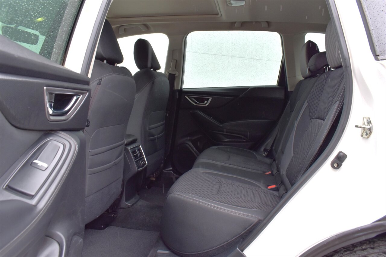 2020 Subaru Forester Premium AWD 4dr Crossover! X-Mode! SI-Drive! EyeSight Assist Tech! Lane Assist! Back Up Camera! Blind Spot Monitor! Apple CarPlay! Android Auto! Heated Seats! Pano-Sunroof! Roof Rails! - Photo 27 - Portland, OR 97266