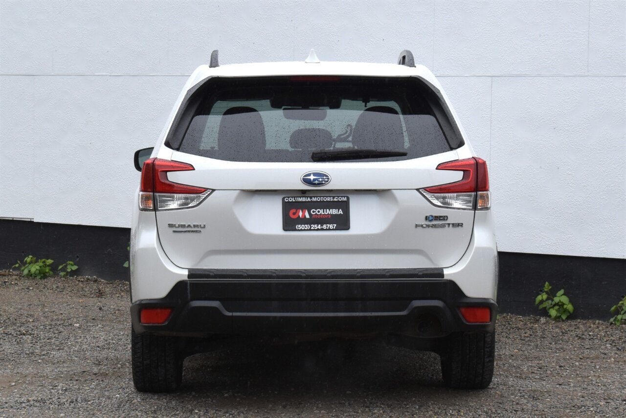 2020 Subaru Forester Premium AWD 4dr Crossover! X-Mode! SI-Drive! EyeSight Assist Tech! Lane Assist! Back Up Camera! Blind Spot Monitor! Apple CarPlay! Android Auto! Heated Seats! Pano-Sunroof! Roof Rails! - Photo 4 - Portland, OR 97266