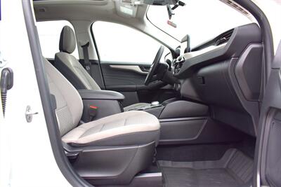 2022 Ford Escape SE  AWD 4dr SUV**BY APPOINTMENT ONLY**Ford Co-Pilot360! Back Up Camera! Blind Spot Monitor! Heated Seats/Heated Steering Wheel!  Bluetooth! Selectable Drive Modes (Normal, Eco, Sport, Slippery)! Sunroof! - Photo 31 - Portland, OR 97266