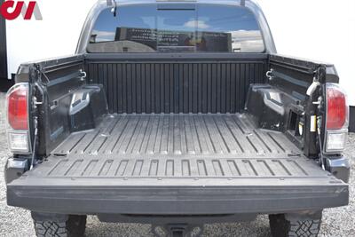 2020 Toyota Tacoma TRD Off-Road  4x4 4dr Double Cab 5.0 ft SB! Back Up Camera! Blind Spot Monitor! Park Assist Sensors! Navigation! Bluetooth! Heated Leather Seats! Tow Pkg! - Photo 30 - Portland, OR 97266