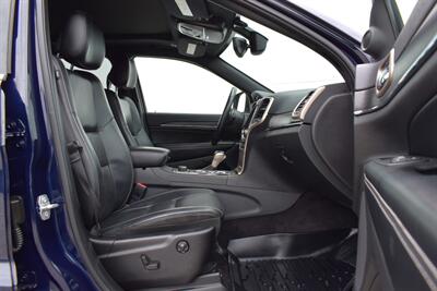 2017 Jeep Grand Cherokee Limited  4x4 4dr SUV! Back UP Camera! Cruise Control! Navigation! Heated & Ventilated Seats! Heated Steering Wheel! Sunroof! Bluetooth Connectivity! - Photo 29 - Portland, OR 97266