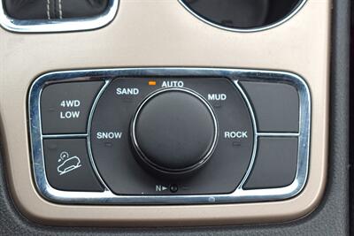 2017 Jeep Grand Cherokee Limited  4x4 4dr SUV! Back UP Camera! Cruise Control! Navigation! Heated & Ventilated Seats! Heated Steering Wheel! Sunroof! Bluetooth Connectivity! - Photo 25 - Portland, OR 97266