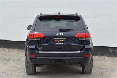 2017 Jeep Grand Cherokee Limited  4x4 4dr SUV! Back UP Camera! Cruise Control! Navigation! Heated & Ventilated Seats! Heated Steering Wheel! Sunroof! Bluetooth Connectivity! - Photo 4 - Portland, OR 97266