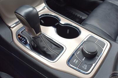 2017 Jeep Grand Cherokee Limited  4x4 4dr SUV! Back UP Camera! Cruise Control! Navigation! Heated & Ventilated Seats! Heated Steering Wheel! Sunroof! Bluetooth Connectivity! - Photo 24 - Portland, OR 97266