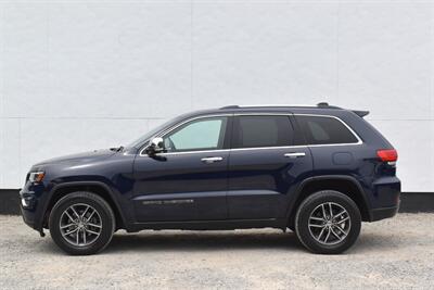 2017 Jeep Grand Cherokee Limited  4x4 4dr SUV! Back UP Camera! Cruise Control! Navigation! Heated & Ventilated Seats! Heated Steering Wheel! Sunroof! Bluetooth Connectivity! - Photo 9 - Portland, OR 97266
