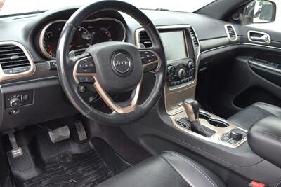 2017 Jeep Grand Cherokee Limited  4x4 4dr SUV! Back UP Camera! Cruise Control! Navigation! Heated & Ventilated Seats! Heated Steering Wheel! Sunroof! Bluetooth Connectivity! - Photo 3 - Portland, OR 97266