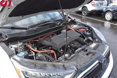 2020 Honda CR-V Hybrid Touring  AWD 4dr SUV**BY APPOINTMENT ONLY**Back-Up Camera! Park Assist! Bluetooth! GPS Nav! Heated Leather Seats! QI Wireless Charger! Power Liftgate! - Photo 27 - Portland, OR 97266