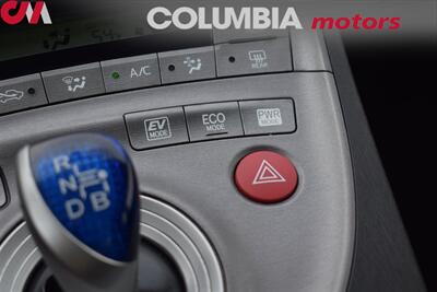 2012 Toyota Prius Three 4dr Hatchback 44 City MPG! 40 Hwy MPG! Back Up Camera! Bluetooth w/Voice Activation! EV, ECO, PWR Modes! Foglights! - Photo 23 - Portland, OR 97266