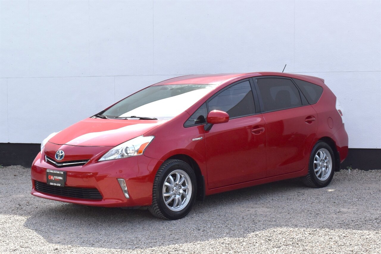 2012 Toyota Prius v Two 4dr Wagon! 44 City MPG! 40 Hwy MPG! EV/ECO/PWR Modes! Back Up Camera! Bluetooth Connectivity! - Photo 8 - Portland, OR 97266