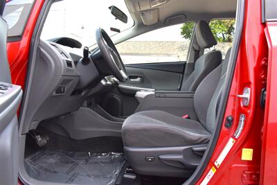 2012 Toyota Prius v Two 4dr Wagon! 44 City MPG! 40 Hwy MPG! EV/ECO/PWR Modes! Back Up Camera! Bluetooth Connectivity! - Photo 10 - Portland, OR 97266