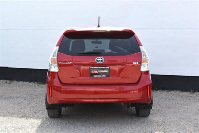 2012 Toyota Prius v Two 4dr Wagon! 44 City MPG! 40 Hwy MPG! EV/ECO/PWR Modes! Back Up Camera! Bluetooth Connectivity! - Photo 4 - Portland, OR 97266