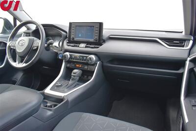 2021 Toyota RAV4 Hybrid XLE AWD 4dr SUV**BY APPOINTMENT ONLY**Back-Up Cam! Blind Spot Monitor! Adaptive Cruise Control! Bluetooth! 5 Drive Modes! Heated Seats! Sunroof! Power Liftgate! - Photo 11 - Portland, OR 97266