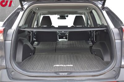 2021 Toyota RAV4 Hybrid XLE AWD 4dr SUV**BY APPOINTMENT ONLY**Back-Up Cam! Blind Spot Monitor! Adaptive Cruise Control! Bluetooth! 5 Drive Modes! Heated Seats! Sunroof! Power Liftgate! - Photo 29 - Portland, OR 97266