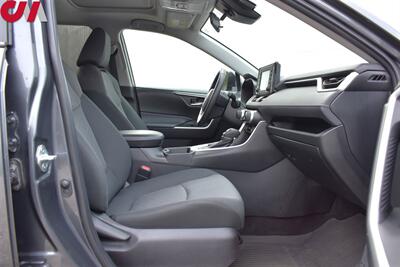 2021 Toyota RAV4 Hybrid XLE AWD 4dr SUV**BY APPOINTMENT ONLY**Back-Up Cam! Blind Spot Monitor! Adaptive Cruise Control! Bluetooth! 5 Drive Modes! Heated Seats! Sunroof! Power Liftgate! - Photo 27 - Portland, OR 97266