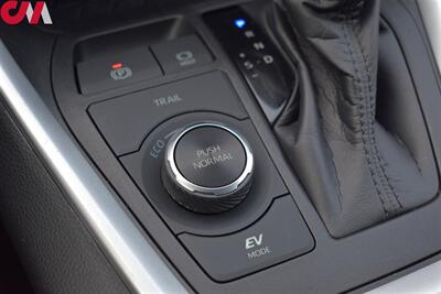 2021 Toyota RAV4 Hybrid XLE AWD 4dr SUV**BY APPOINTMENT ONLY**Back-Up Cam! Blind Spot Monitor! Adaptive Cruise Control! Bluetooth! 5 Drive Modes! Heated Seats! Sunroof! Power Liftgate! - Photo 24 - Portland, OR 97266