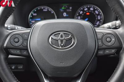 2021 Toyota RAV4 Hybrid XLE AWD 4dr SUV**BY APPOINTMENT ONLY**Back-Up Cam! Blind Spot Monitor! Adaptive Cruise Control! Bluetooth! 5 Drive Modes! Heated Seats! Sunroof! Power Liftgate! - Photo 15 - Portland, OR 97266