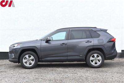 2021 Toyota RAV4 Hybrid XLE AWD 4dr SUV**BY APPOINTMENT ONLY**Back-Up Cam! Blind Spot Monitor! Adaptive Cruise Control! Bluetooth! 5 Drive Modes! Heated Seats! Sunroof! Power Liftgate! - Photo 9 - Portland, OR 97266