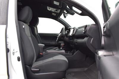 2023 Toyota Tacoma TRD Off-Road  4x4 4dr Double Cab!**APPOINTMENT ONLY** 5ft Short Bed! Toyota Safety Sense! Adaptive Cruise Control! Lane Departure Alert! Pre-Collision System w/ Pedestrian Detection! Backup Camera! Bluetooth! - Photo 27 - Portland, OR 97266