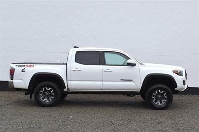 2023 Toyota Tacoma TRD Off-Road  4x4 4dr Double Cab!**APPOINTMENT ONLY** 5ft Short Bed! Toyota Safety Sense! Adaptive Cruise Control! Lane Departure Alert! Pre-Collision System w/ Pedestrian Detection! Backup Camera! Bluetooth! - Photo 6 - Portland, OR 97266