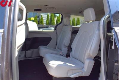 2021 Chrysler Voyager LXi 4dr Mini-Van! ParkView Back-Up Camera! Bluetooth & USB/AUX! Powered Sliding Doors! Leather Seats! Roof-Rack! - Photo 23 - Portland, OR 97266