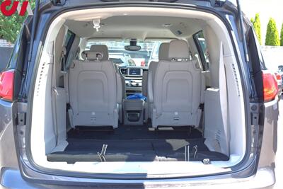 2021 Chrysler Voyager LXi 4dr Mini-Van! ParkView Back-Up Camera! Bluetooth & USB/AUX! Powered Sliding Doors! Leather Seats! Roof-Rack! - Photo 29 - Portland, OR 97266